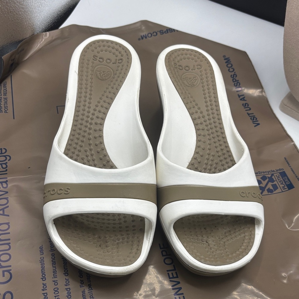 CROCS Women's White and Taupe Slide Mules